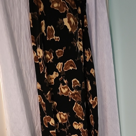 Kathie Lee Collection Dresses & Skirts - Kathie Lee Size 8 Skirt 36" Length Size Zip EuC Beautiful Flowing Pattern. (23)